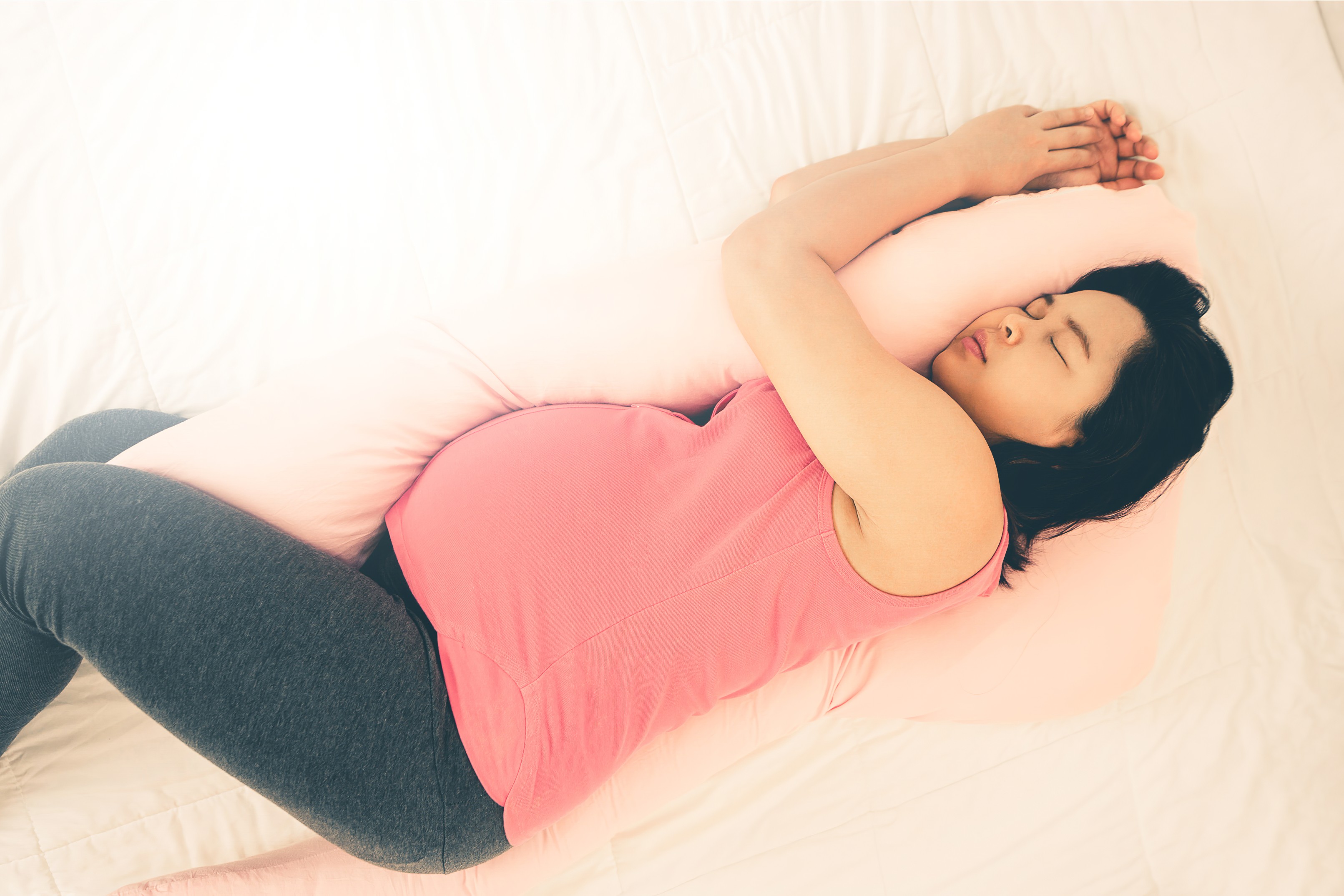 sakit kepala saat hamil, penyebab sakit kepala ibu hamil, vertigo saat hamil, anemia kehamilan, sakit gigi saat hamil, hipoglikemia ibu hamil, cara mengatasi sakit kepala hamil, Bunda, si Kecil